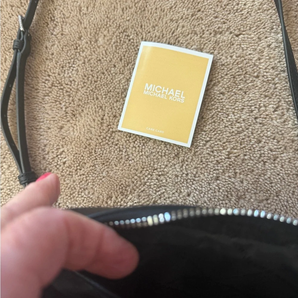 Michael Kors NWT Black AND silver Crossbody Bag - Picture 6 of 8